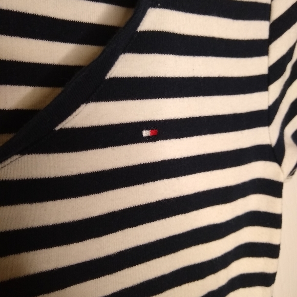 Tommy Hilfiger Striped V Neck Top S - Picture 3 of 8